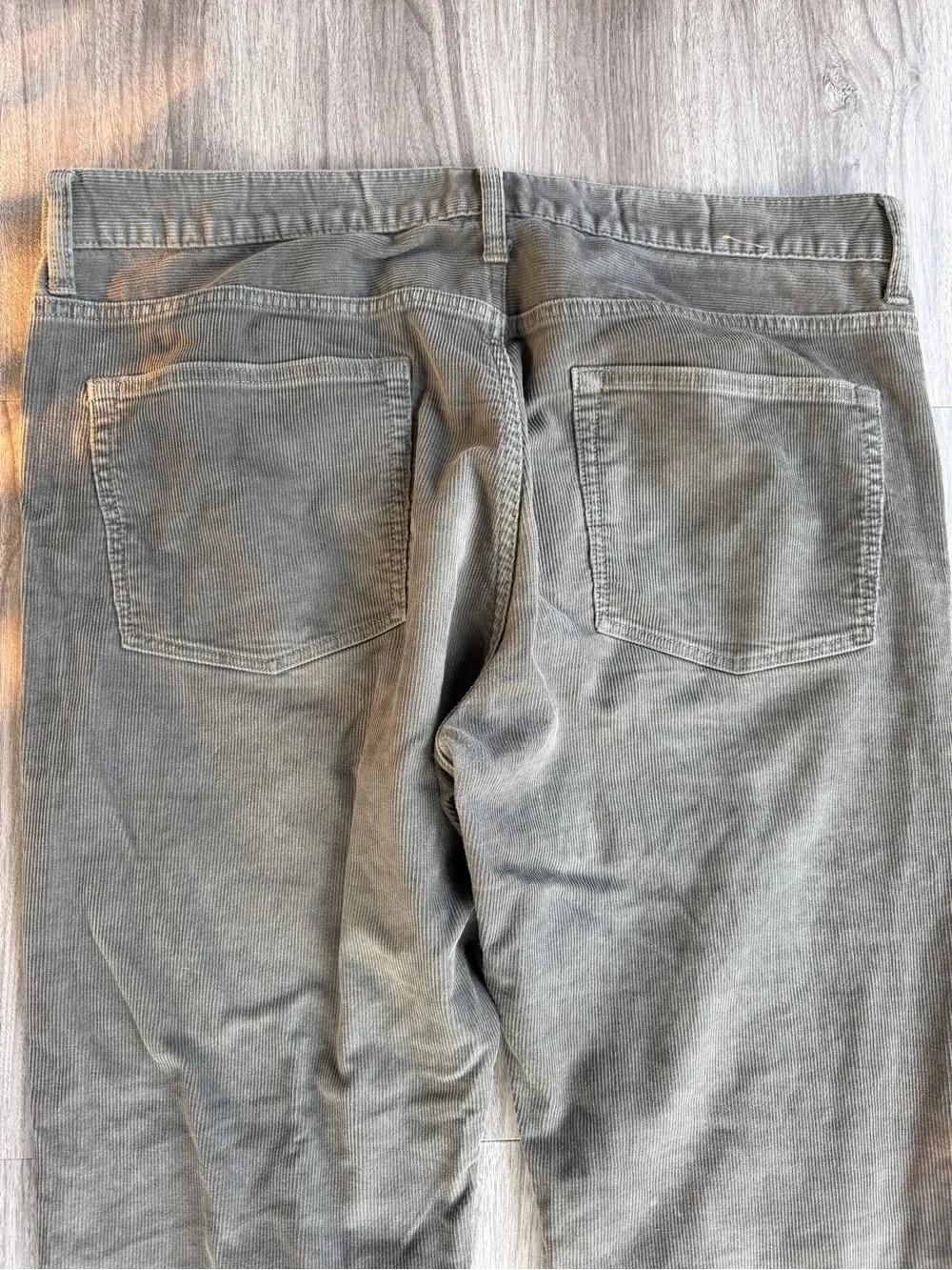 J.Crew Mens Grey Fine Corduroy Pants Stretch Cotton Re-Imagines Size 36x32